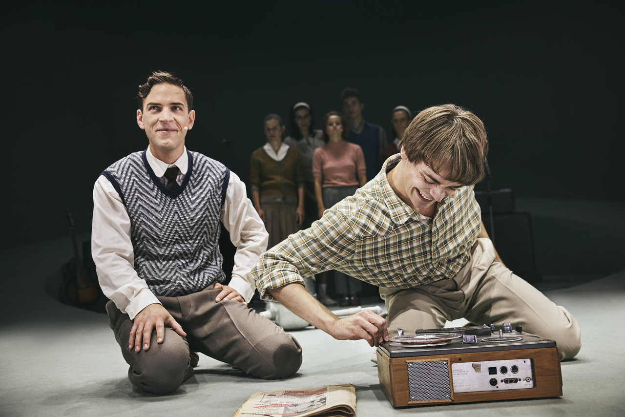 Tro håb & kærlighed. Aarhus Teater. Foto Emilia Therese